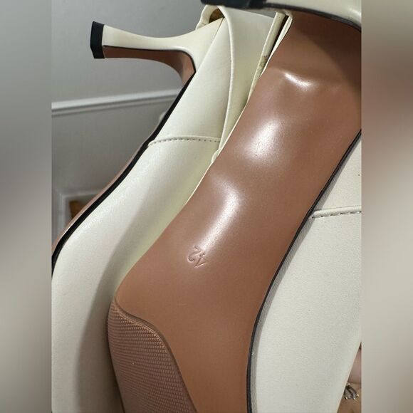 Cream Foldover Leather Heeled stiletto boots - Picture 5 of 10